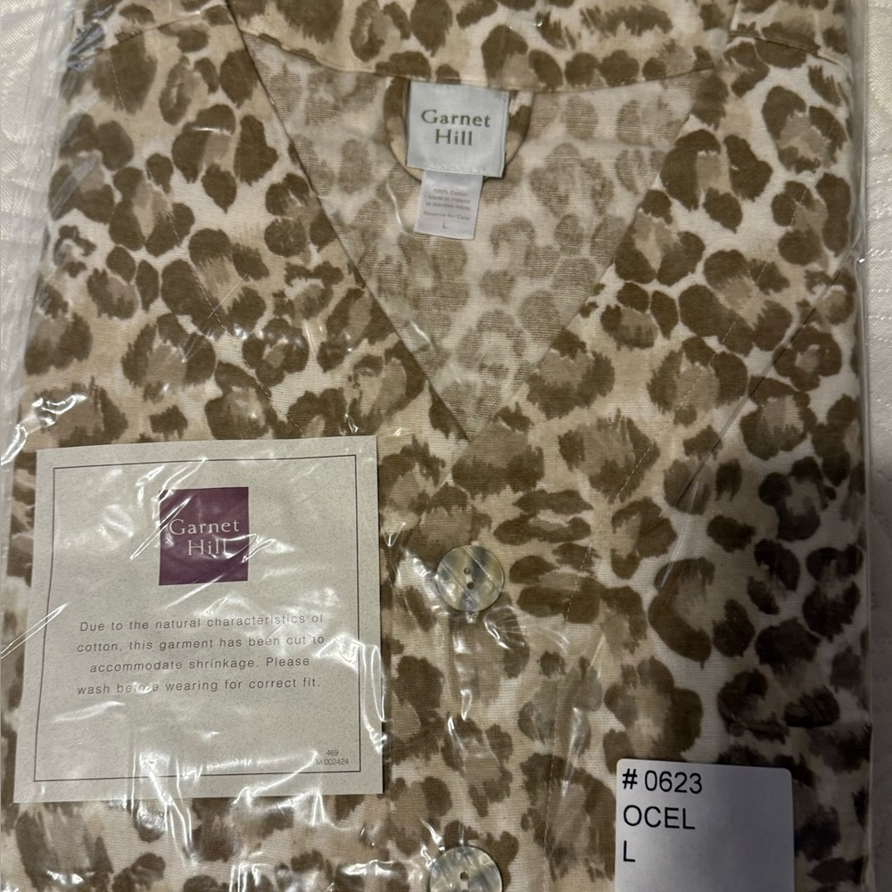 Garnet Hill Brown and Cream Animal Print Flannel Night Shirt Large